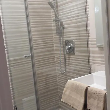 Ze-vi Holiday home *